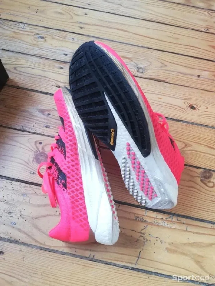 Adidas Adizero Pro W neuf Ajouté le : 22/11/2022