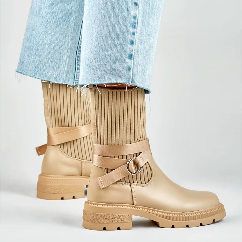 Bottines beige clair à tige élastique