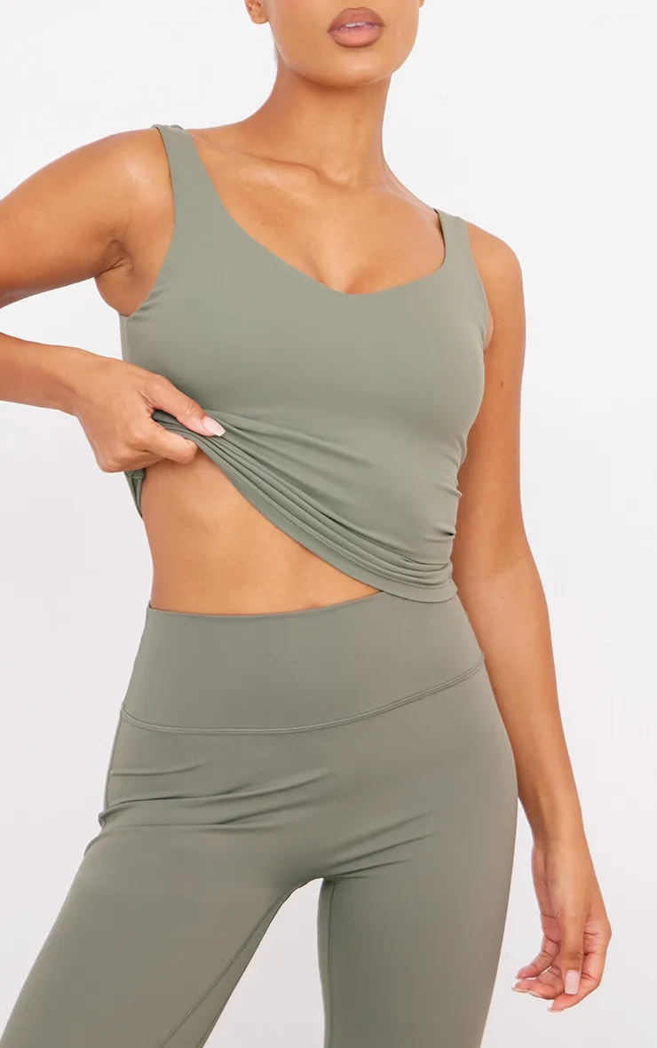 Brassière de sport longue rembourrée en Sculpt vert olive