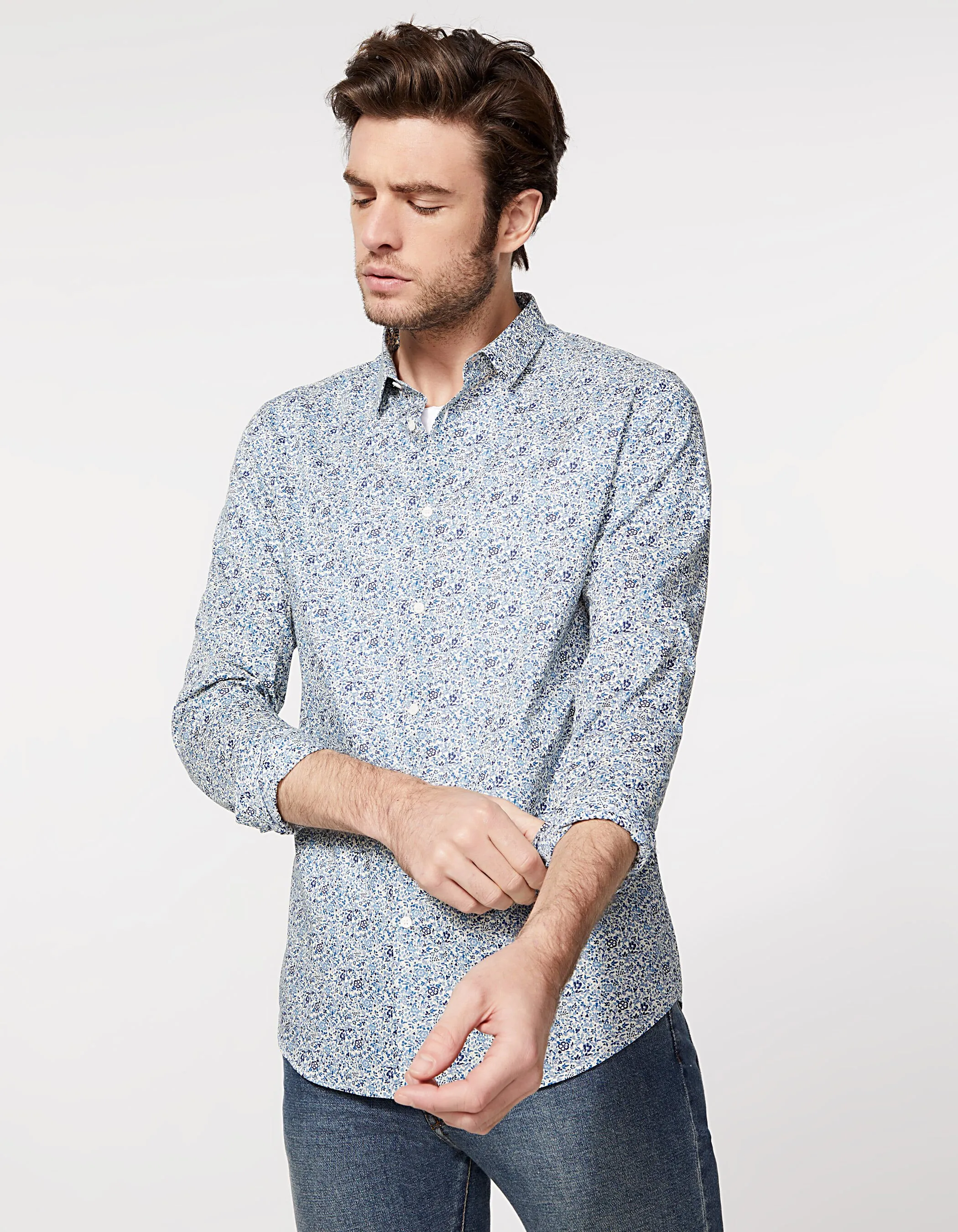 Chemise SLIM myosotis tissu Liberty petites fleurs Homme