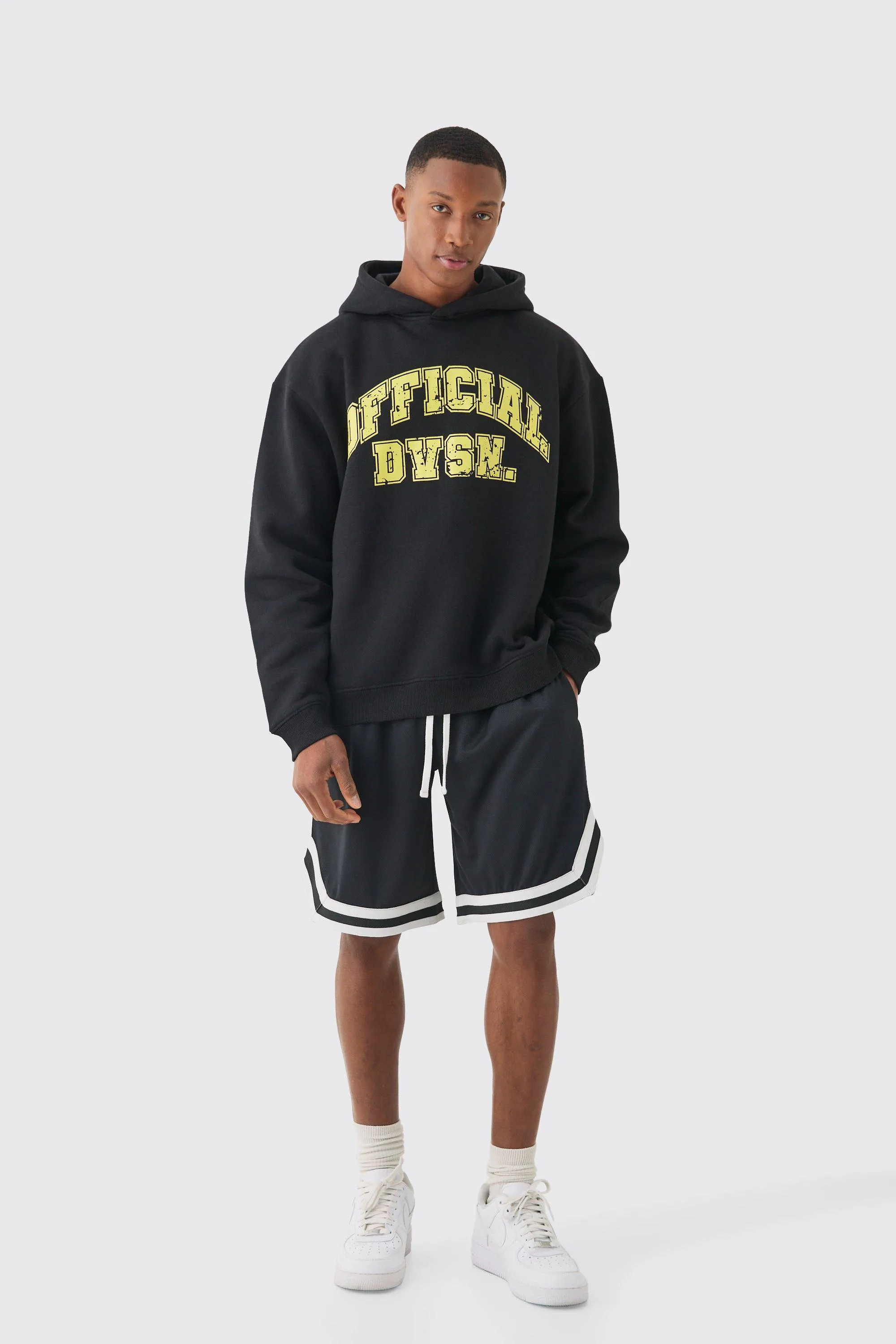 Ensemble de basket universitaire oversize avec sweat à capuche et short