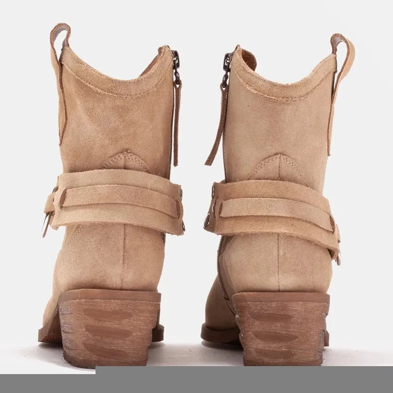Marco Shoes Bottes de cowboy Kaja avec une ceinture décorative beige
